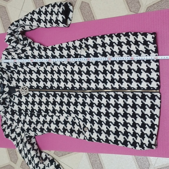 Tory Burch Disigner Copy Black and White Coat Size S - Picture 11 of 15